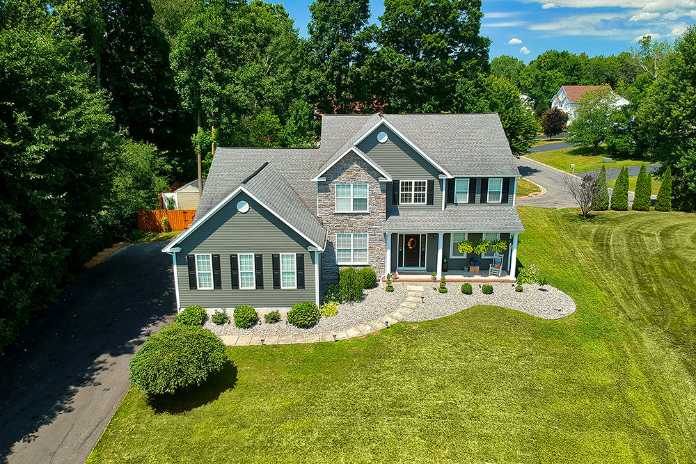 https://syracusecommercialphotography.com/wp-content/uploads/2020/02/scp_aerial-9.jpg